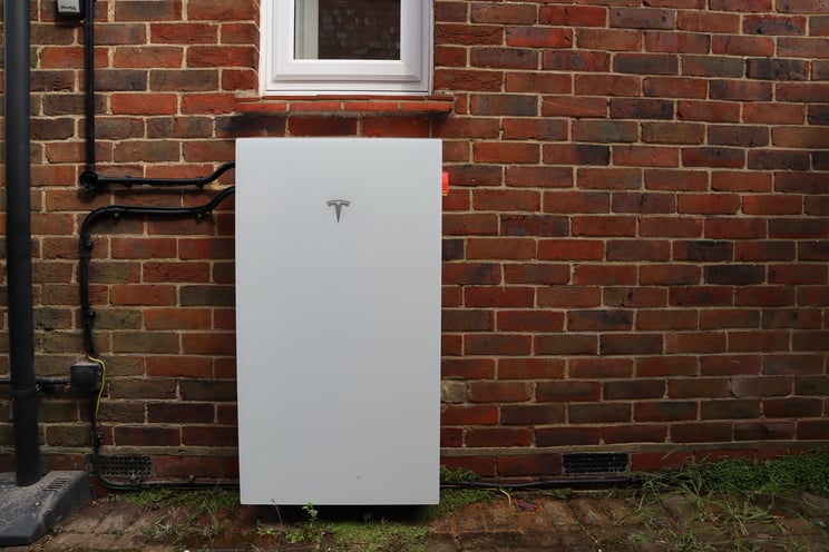 The first Tesla Powerwall 3 in the UK