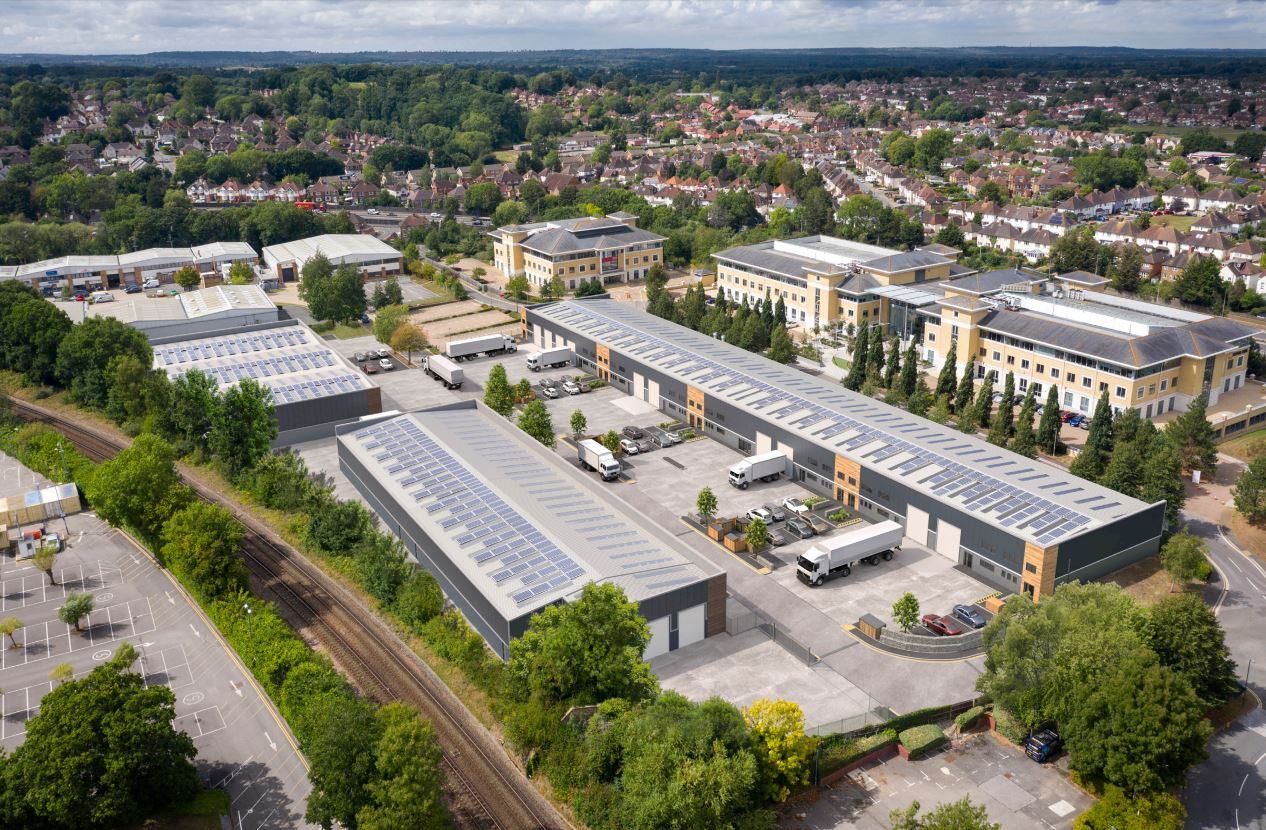 Cathedral Hill Industrial Estate - 500 kWp & 26 x Tesla Batteries (Jun '23)